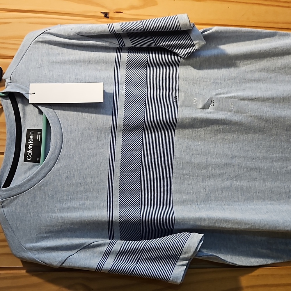 NWT Calvin Klein men's liquid touch t-shirt size L blue
